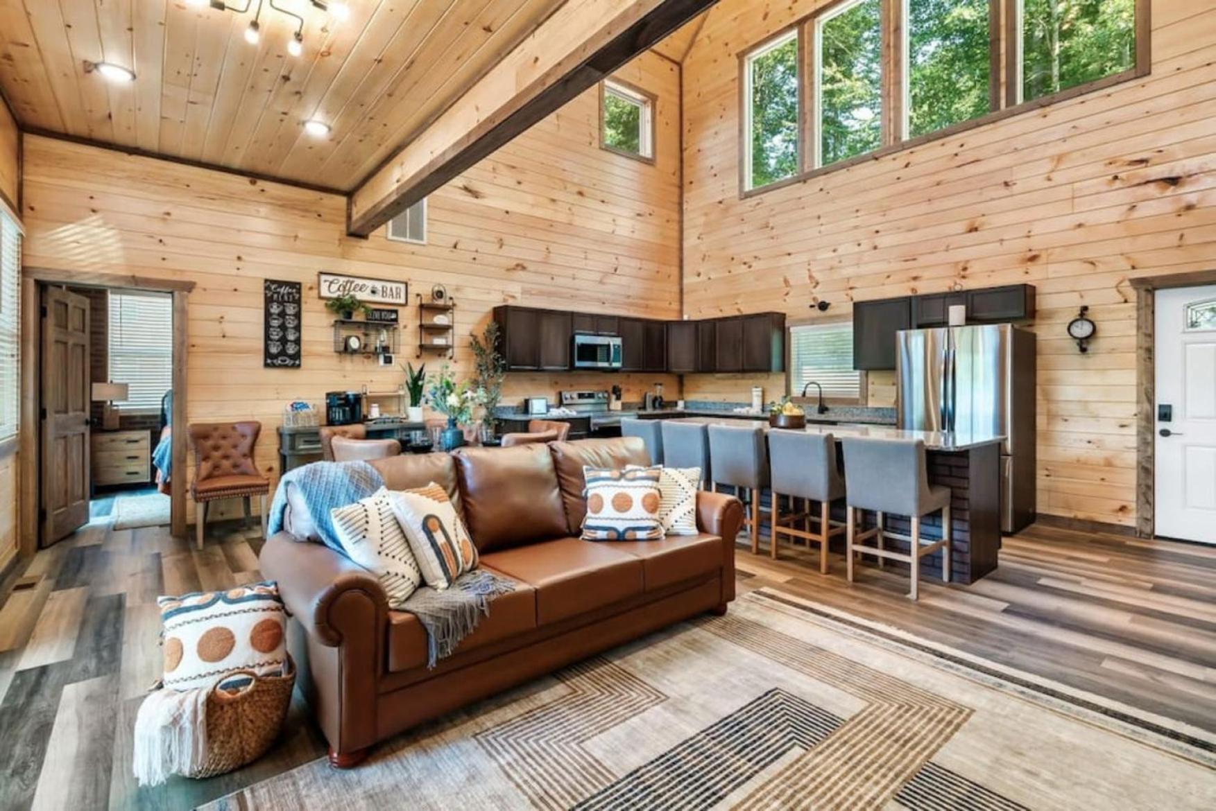 Tranquil Mountain Getaway By Ghosal Luxury Lodging جاتلينبرج المظهر الخارجي الصورة