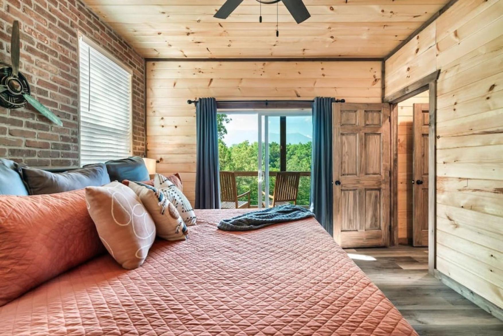 Tranquil Mountain Getaway By Ghosal Luxury Lodging جاتلينبرج المظهر الخارجي الصورة